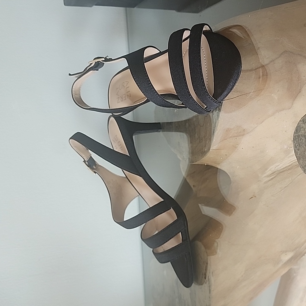 NATURALIZER Taimi Black Fab Strappy Heels Womens 7.5